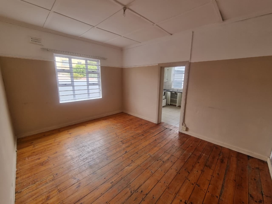 To Let 2 Bedroom Property for Rent in Lansdowne Western Cape